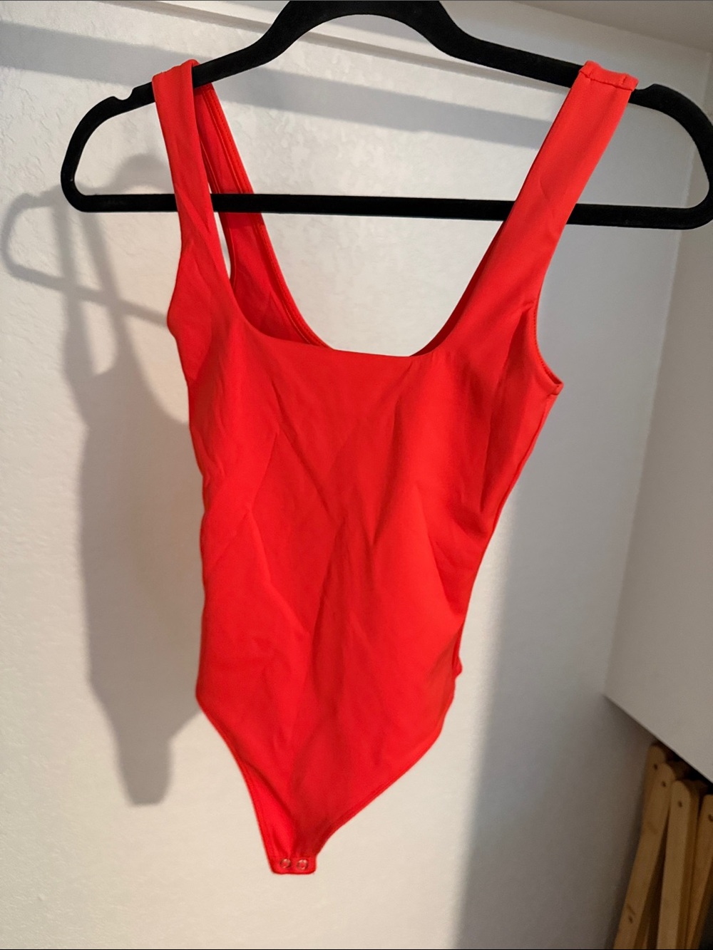 Good American Red Scoop Neck Bodysuit